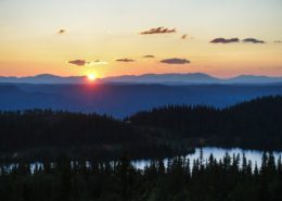 Bilde av solnedgang på Unskanatten i Nesfjellet