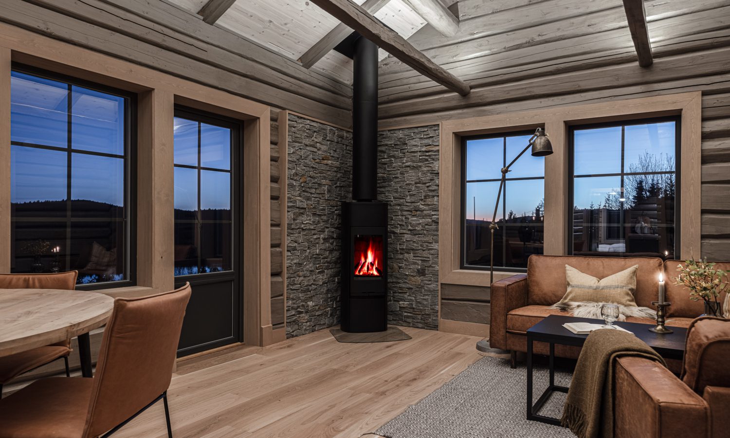 Nes hus og hyttebygg. Wohlvegen_90-40